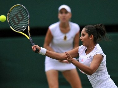 Sania-Elena make quarters in Indian Wells